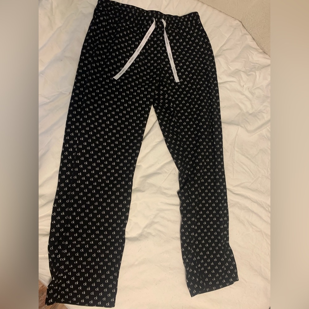 Women’s pajama bottoms